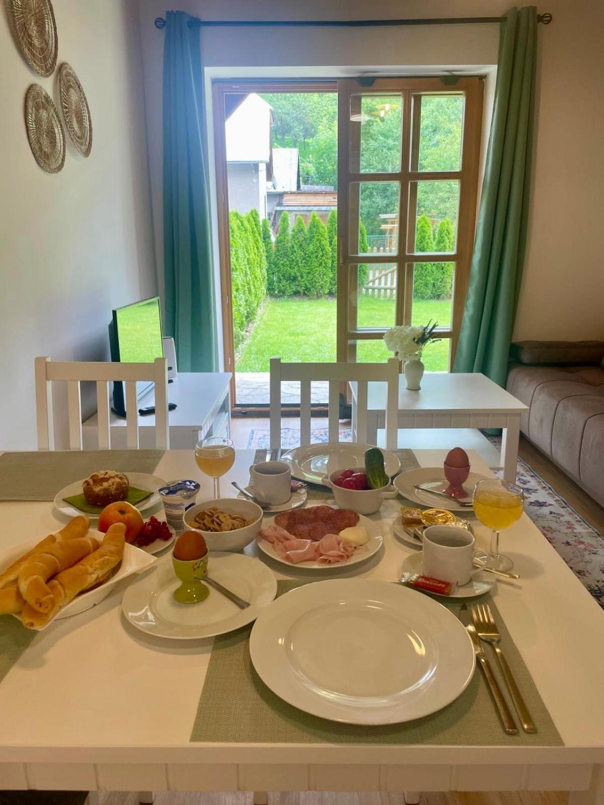 Velké Karlovice Apartman 8, Jezerne מראה חיצוני תמונה